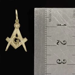 Hallmarked 9ct Gold Masonic Square And Compass Pendant 9 Hallmarked 9ct Gold Masonic Square And Compass Pendant -Masonic Collection 09 1316 3