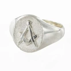 Oval Head Silver Masonic Signet Ring Bearing The Square & Compass Symbol/Seal