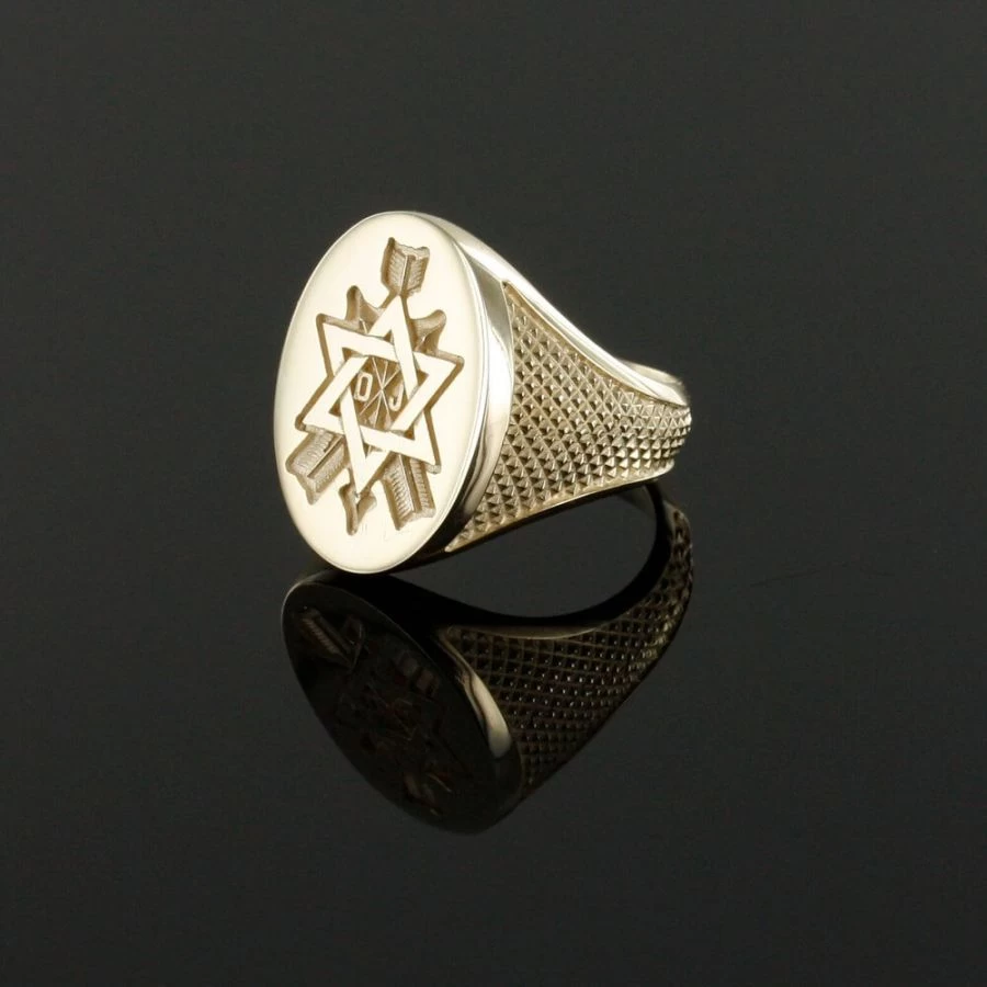 Order Of The Secret Monitor Solid 9ct Gold Masonic Ring 4 Order Of The Secret Monitor Solid 9ct Gold Masonic Ring - Image 2