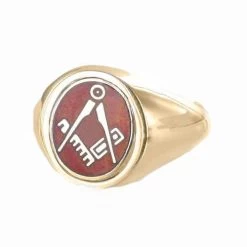 Red Reversible 9ct Gold Square And Compass Masonic Ring