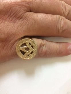 9ct Yellow Gold Masonic Signet Ring - Square & Compass -Masonic Collection 57 3