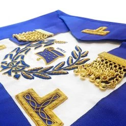 Grand Officers Embroidered Undress Apron -Masonic Collection grand undress close 1
